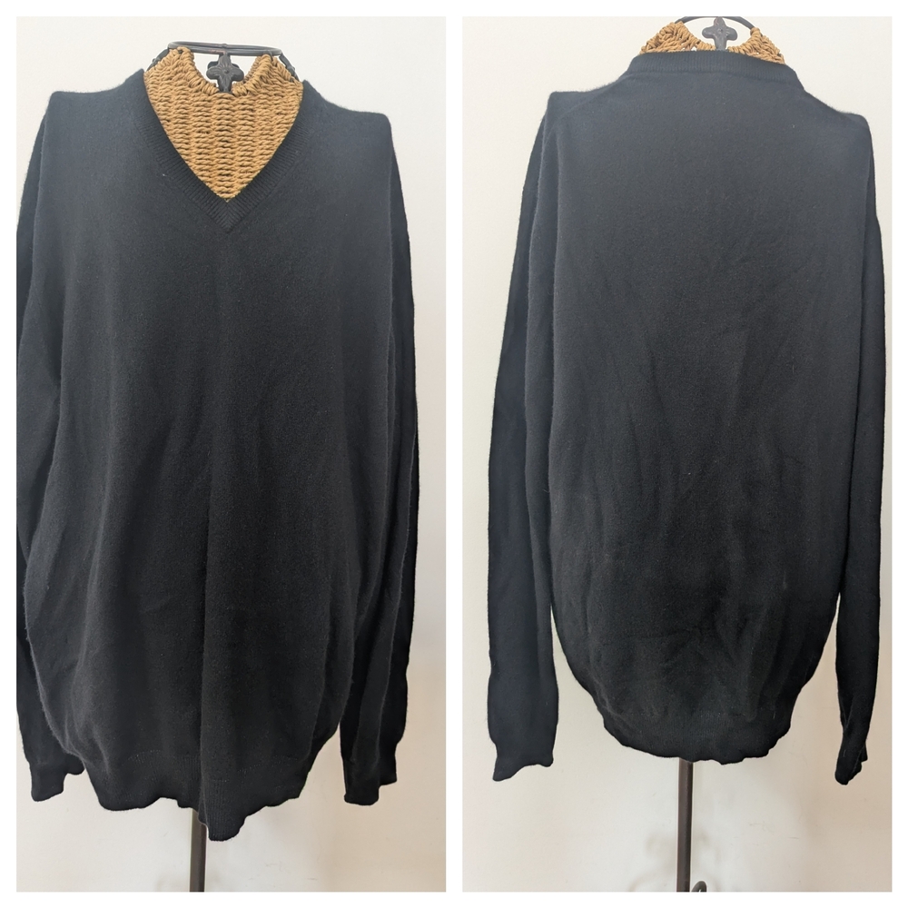Neiman Marcus Classic Black V-Neck Sweater XL
